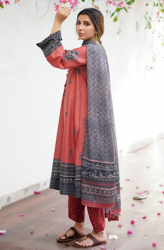 Manto Women's Stitched 1 Piece Swiss Lawn Uraan Rust & Black Dupatta Calligraphed with Words of Kaif Moradaabadi