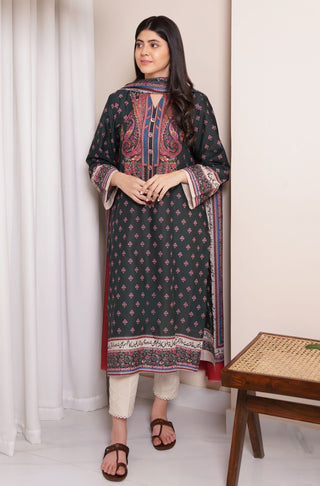 Shopmanto, wear manto, manto clothing brand, manto uae, ladies clothing brand, urdu calligraphy clothing, wear manto women ladies lawn kurta for spring summer, manto one piece dark green meher straight kurta with urdu calligraphy for women, spring summer season, lawn collection