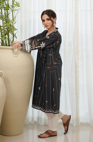 Manto Women's Black Manzar Kurta Side Detail featuring Urdu Calligraphy paired with White Straight Pants