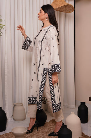 Shopmanto, wear manto clothing brand, manto pakistan, ladies clothing brand, wear manto women ladies one piece summer lawn white shatranj straight kurta with urdu calligraphy