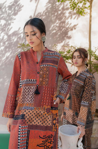 Shopmanto, wear manto, manto clothing brand, manto pakistan, ladies clothing brand, urdu calligraphy clothing, manto green and brown saqafat khaddar kurta with urdu calligraphy, manto winter collection, manto khaddar collection, khaddar kurtas, random urdu words calligraphy on kurta