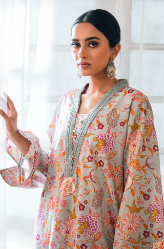 Shopmanto, wear manto, manto clothing brand, manto pakistan, ladies clothing brand, urdu calligraphy clothing, wear manto women ladies lawn kurta for spring summer, manto two piece lawn sage and fuchsia gulnaar coord set for women, spring summer season, lawn collection