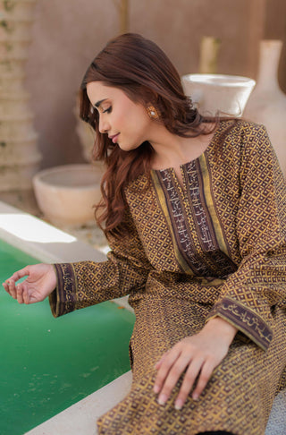 Shopmanto, wear manto, manto clothing brand, manto pakistan, ladies clothing brand, urdu calligraphy clothing, Manto Brown and Gold Women Khaddar Anmol Kurta with Urdu Calligraphy, Manto Winter Collection