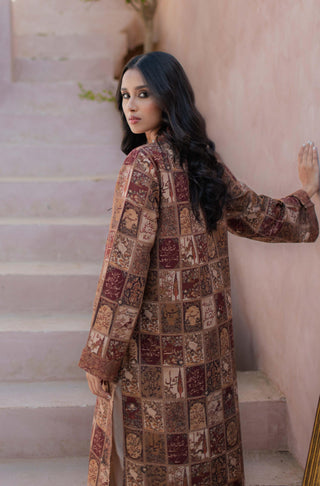 Shopmanto, wear manto, manto clothing brand, manto pakistan, ladies clothing brand, urdu calligraphy clothing, Manto antique maroon Women jacquard jugnu Kurta with Urdu Calligraphy, Manto Winter Collection, manto jacquard collection