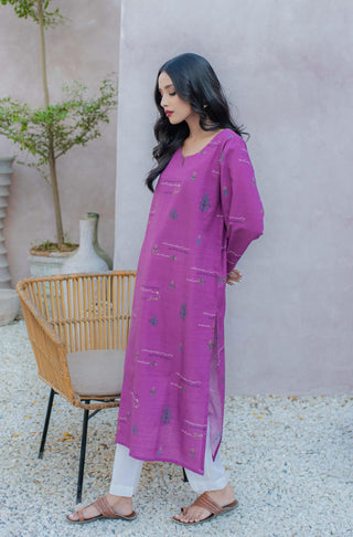 Shopmanto, wear manto, manto clothing brand, manto pakistan, ladies clothing brand, urdu calligraphy clothing, Manto maroon straight long length Black fitoor women khaddar kurta for winter, manto winter collection