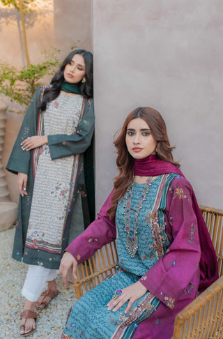 Shopmanto, wear manto, manto clothing brand, manto pakistan, ladies clothing brand, urdu calligraphy clothing, manto teal and magenta phool khaddar kurta with urdu calligraphy, manto winter collection, manto khaddar collection, khaddar kurtas