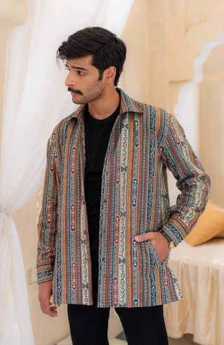  Shopmanto, wear manto, manto clothing brand, manto overshirts, manto zamana overshirt, zamana overshirt, manto winter wear, manto western, urdu calligraphy, manto khaddar zamana overshirt forest green, khaddar shirt, khaddar men shirt, manto men, men shirts