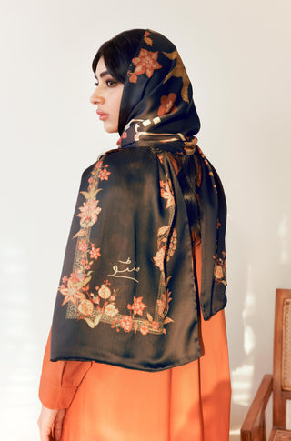 Shopmanto, wear manto, manto clothing brand, manto pakistan, ladies clothing brand, urdu calligraphy clothing, manto women black gulnaar stole with urdu calligraphy, crepe, silk